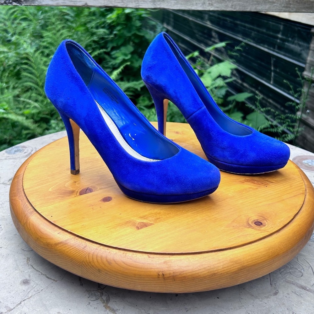 Cobalt Blue Pumps Suede Platform Heels Womens Size 7.5 Royal Blue Le Chateau Y2K